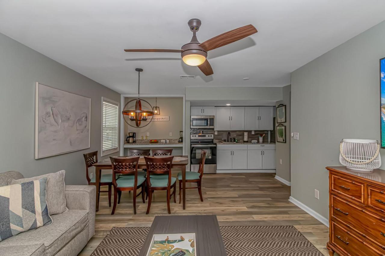 125 Atlantic Avenue Unit G1 - Pet Friendly! Walk To The Beach And Pier! 2Br -1Ba - Sleeps 6 Guests! Миртл-Бич Экстерьер фото
