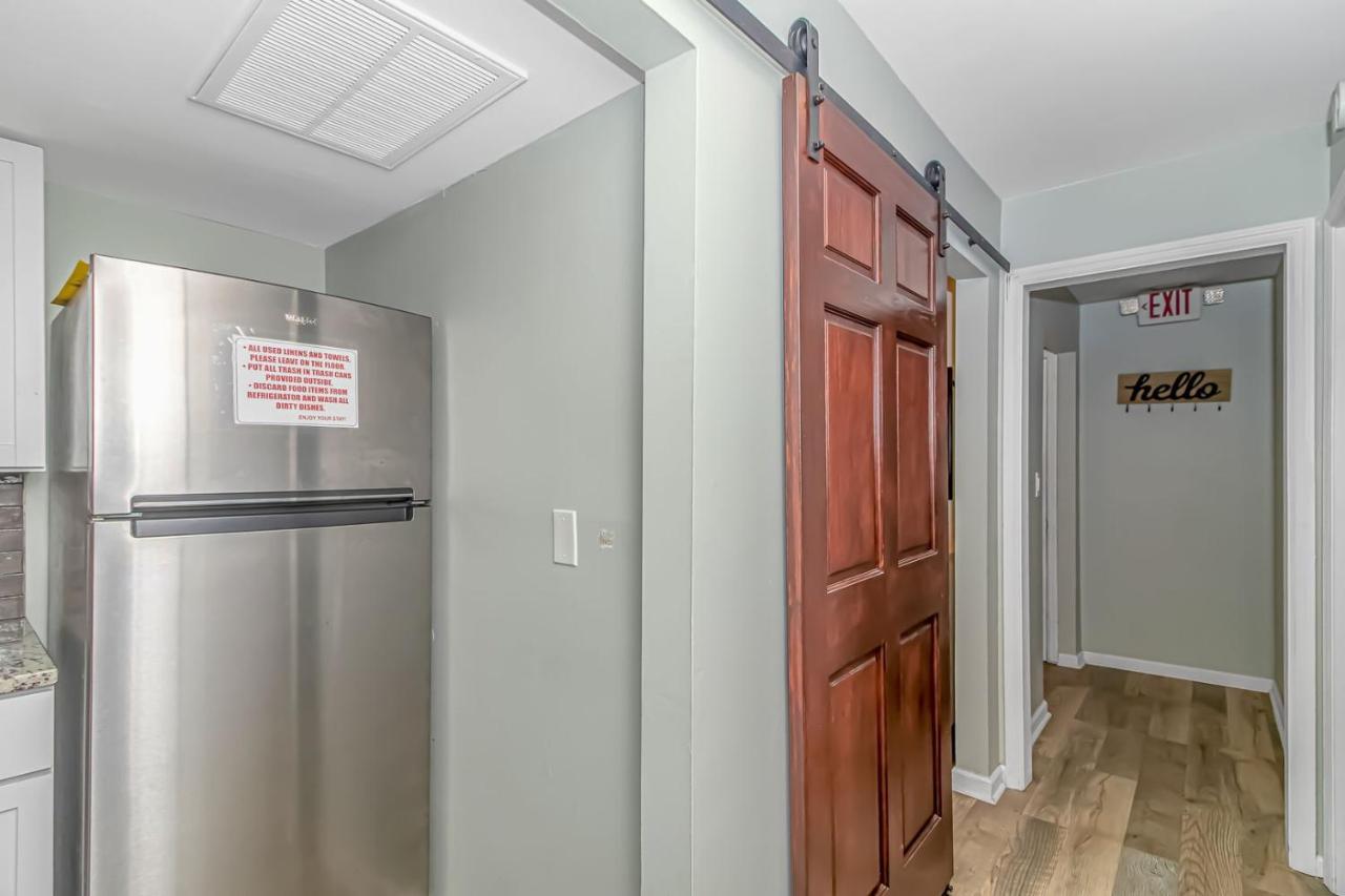 125 Atlantic Avenue Unit G1 - Pet Friendly! Walk To The Beach And Pier! 2Br -1Ba - Sleeps 6 Guests! Миртл-Бич Экстерьер фото